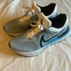Nike React Infinity Run FK 3 Running Shoes US Size 11.5 gently used